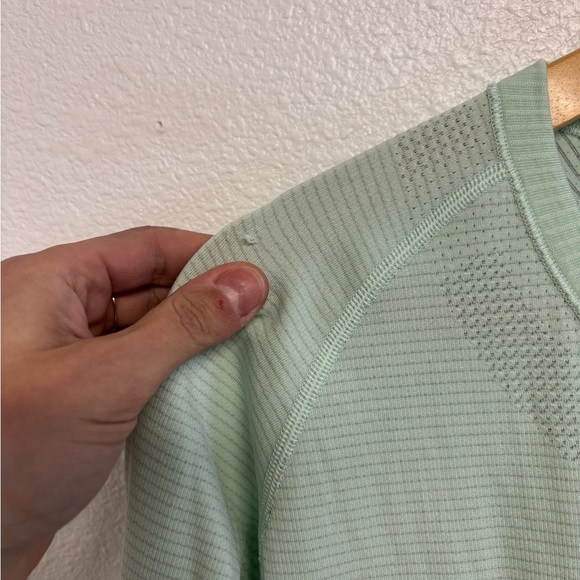Lululemon Long Sleeve Running Top - Picture 4 of 5